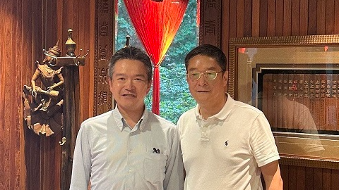 蔡建新總經(jīng)理與4月1日到任的丸紅（上海）有限公司董事長(zhǎng)、總經(jīng)理米谷陽(yáng)一先生會(huì)面